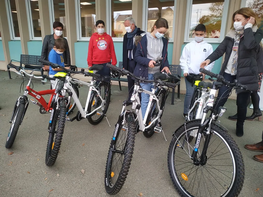 vélos Département la Mayenne collège Maurice Gennevoix Meslay du Maine_08 11 21_CJ